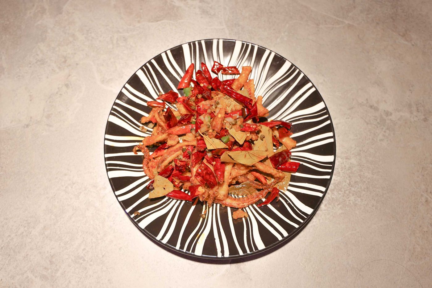 Carne tritata di maiale in salsa agropiccante